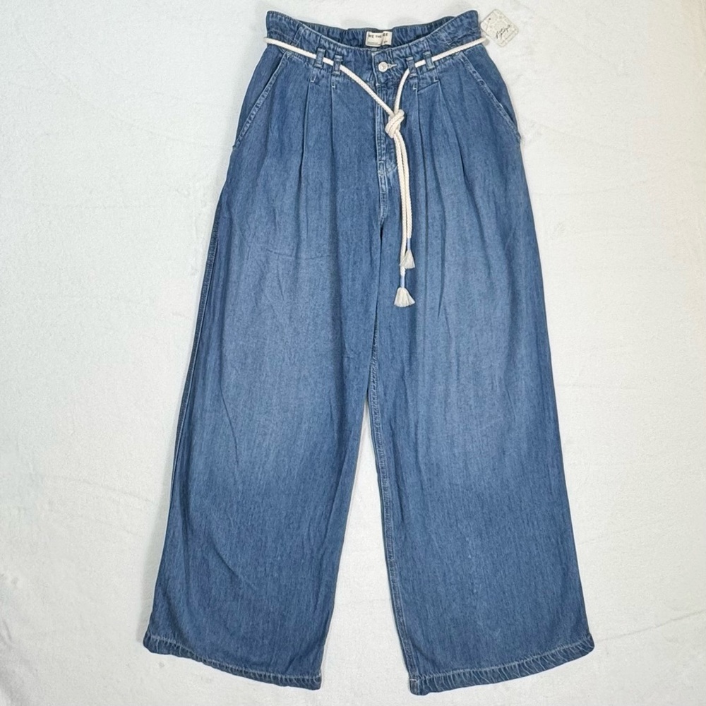 Free People We The Free Dakota Cinched Pull-On Wide-Leg Jeans Light Blue Size S - Picture 5 of 16